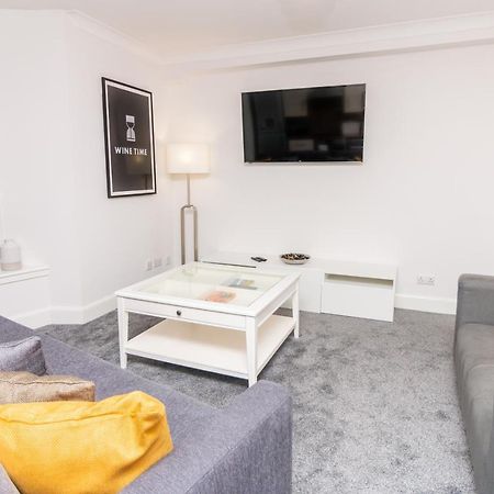 D'City Apartment, Up To 5 Guests Dundee Esterno foto