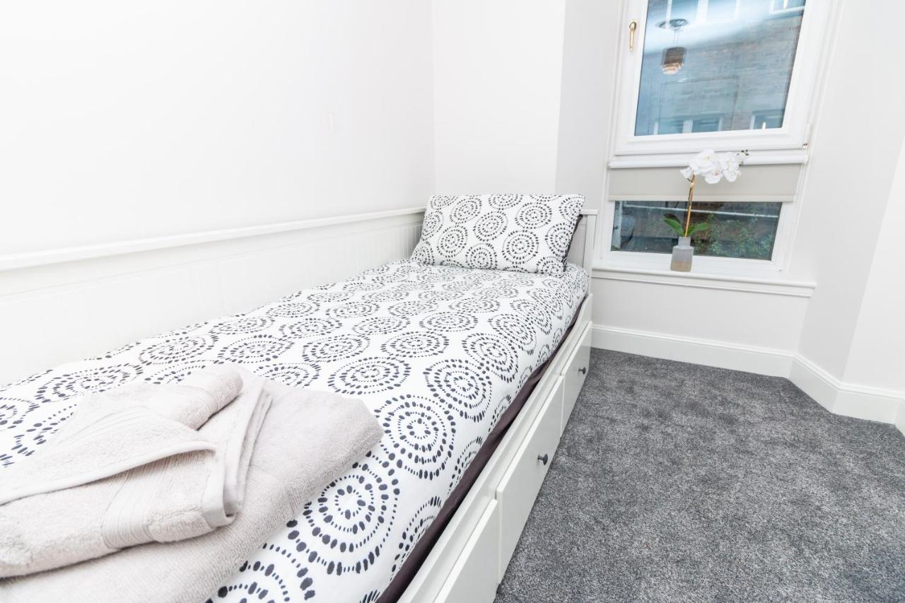 D'City Apartment, Up To 5 Guests Dundee Esterno foto