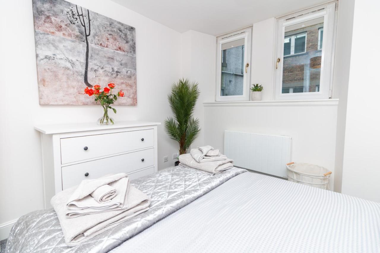 D'City Apartment, Up To 5 Guests Dundee Esterno foto