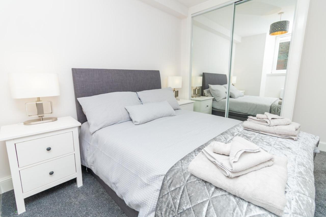 D'City Apartment, Up To 5 Guests Dundee Esterno foto